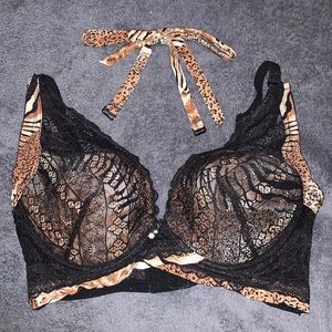 Frederick’s of Hollywood convertible bra! 38DD